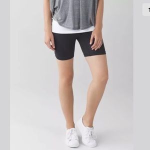 Lululemon Sculpt Compression Short Size 4